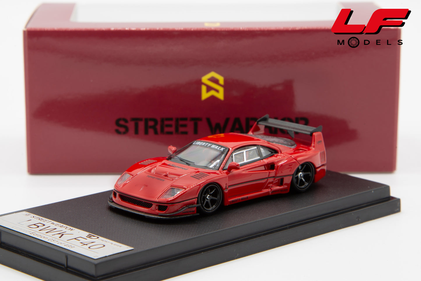 modellino ferrari f40 lbwk street warrior 1:64 frontale