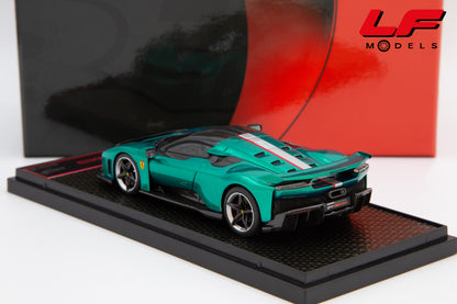 modellino ferrari f80 green jewel bbr 1:43 BBRC305F1 vista posteriore