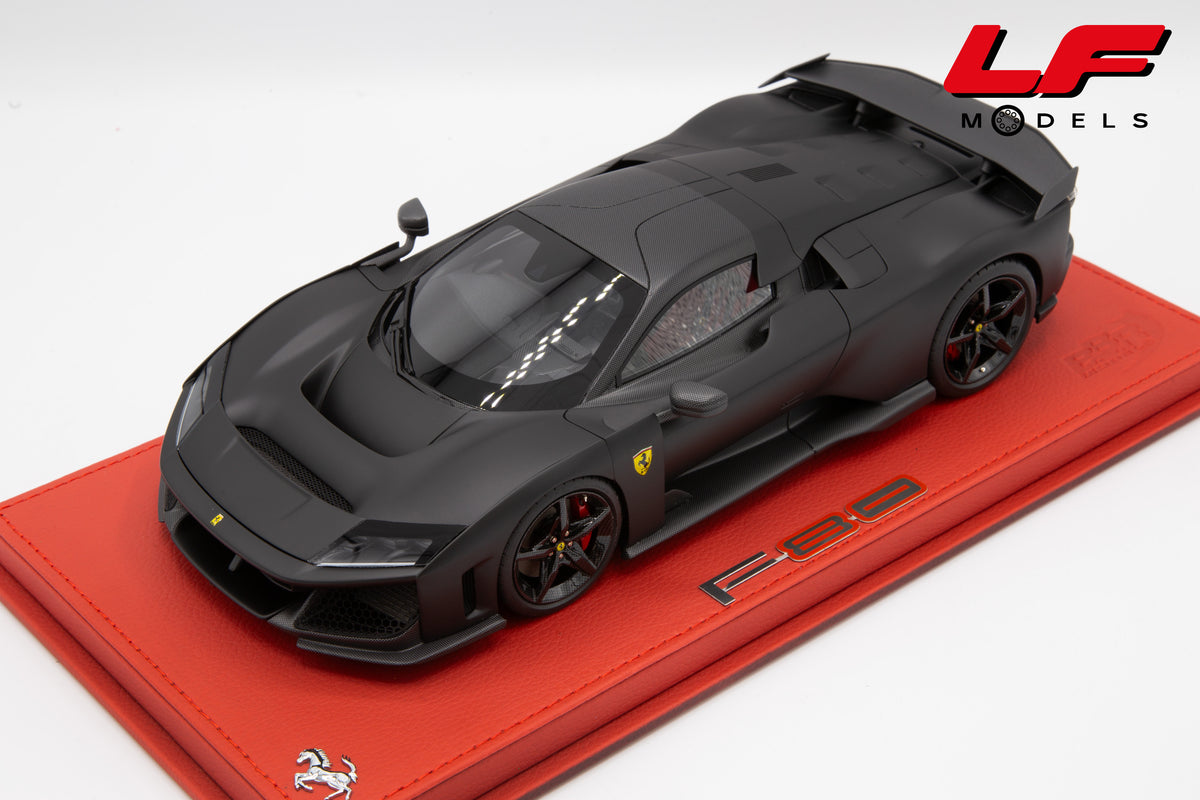 modellino ferrari f80 matt black bbr 1:18 P18253MB vista frontale