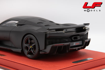modellino ferrari f80 matt black bbr 1:18 P18253MB vista posteriore