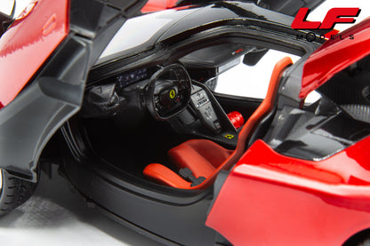 modellino ferrari f80 rosso supercar burago 1:18 18-16919 vista interni