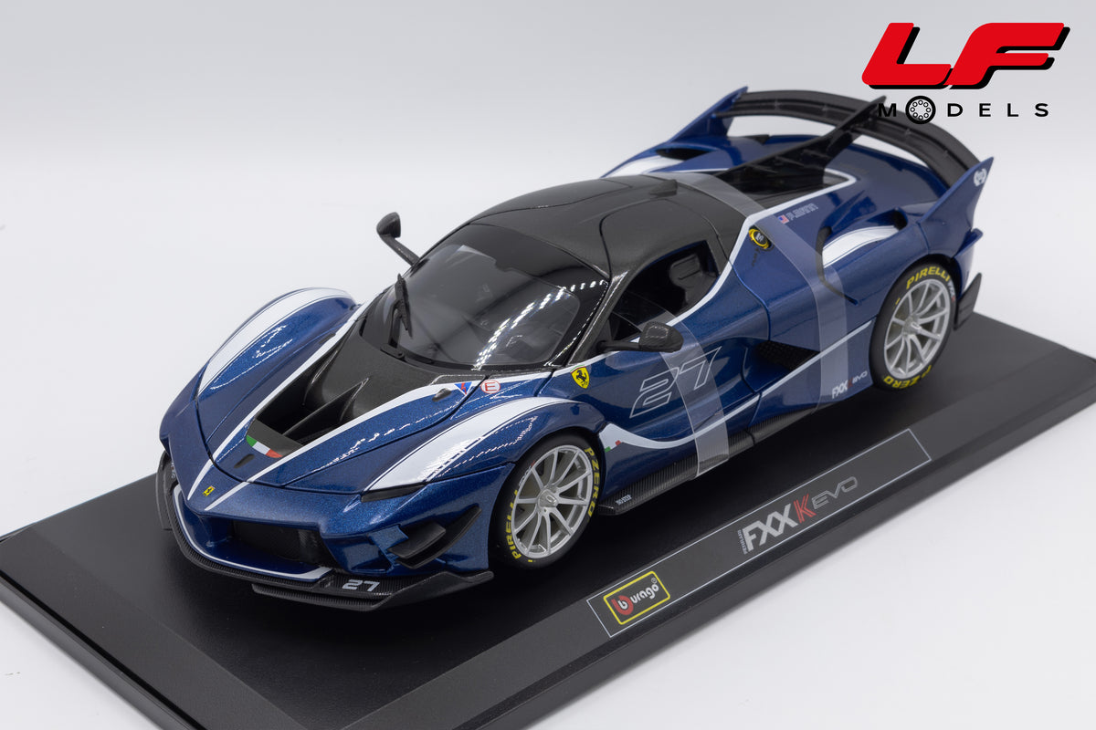 modellino ferrari fxx k evo burago 1:18  18-16012BL vista frontale
