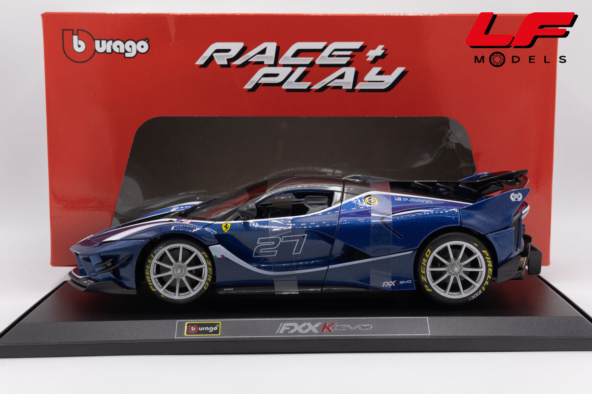 modellino ferrari fxx k evo burago 1:18  18-16012BL vista laterale