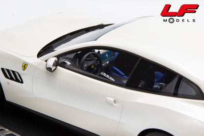 modellino ferrari gtc4 lusso bbr 1:18 P18129B vista interni