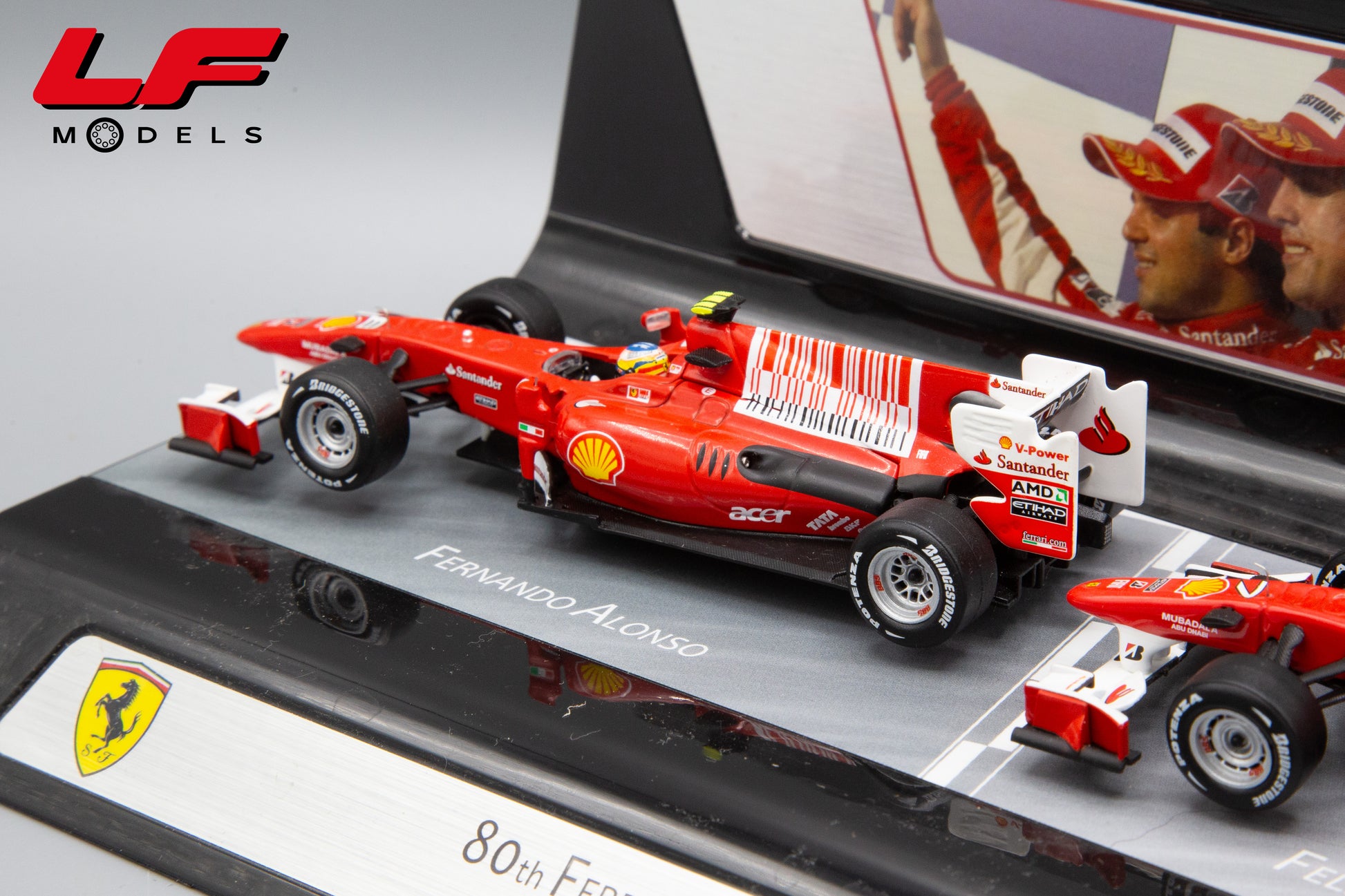 modellino ferrari f10 hotwheels 1:43 posteriore