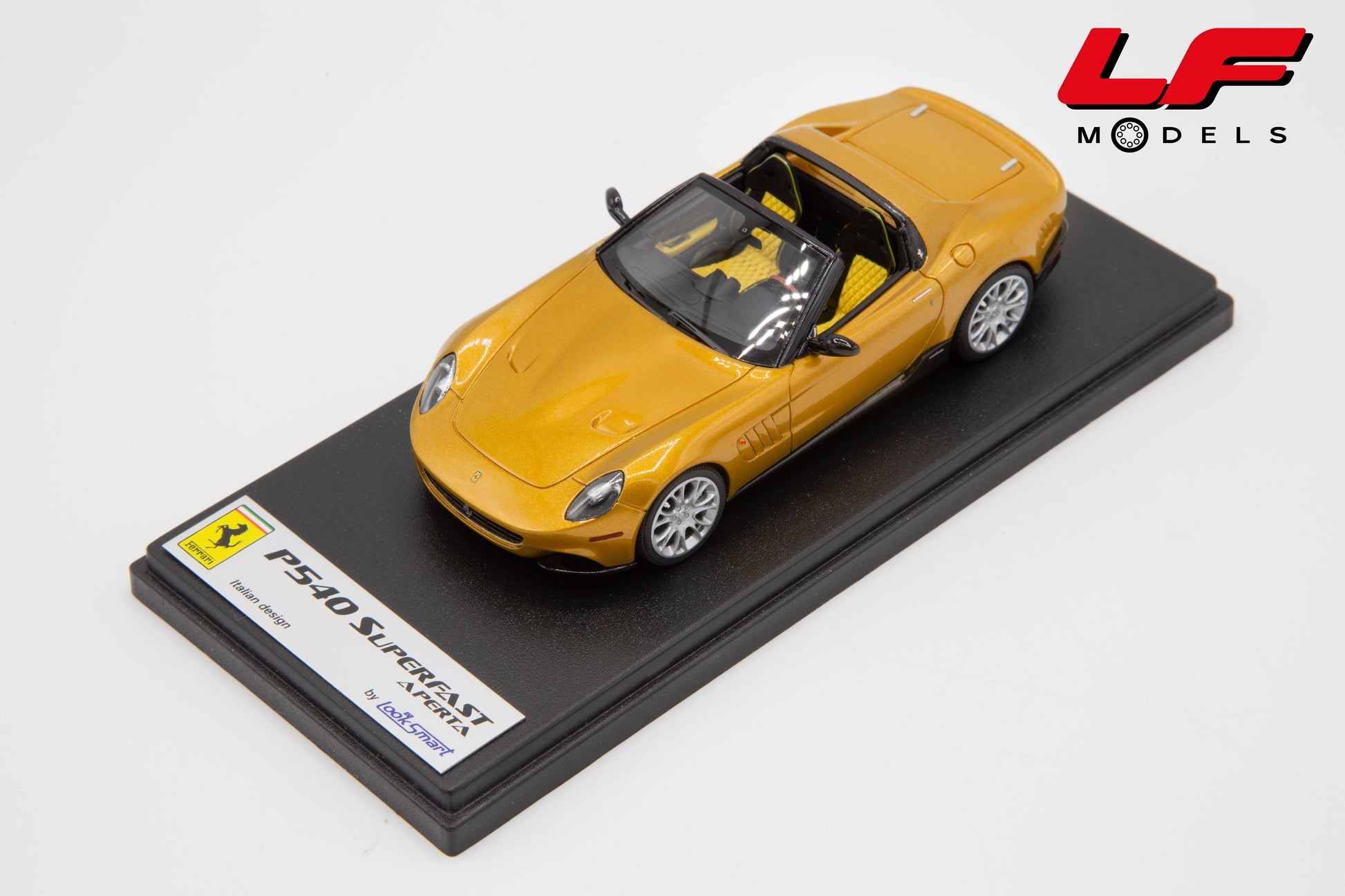 modellino ferrari p540 superfast aperta LS377 vista frontale