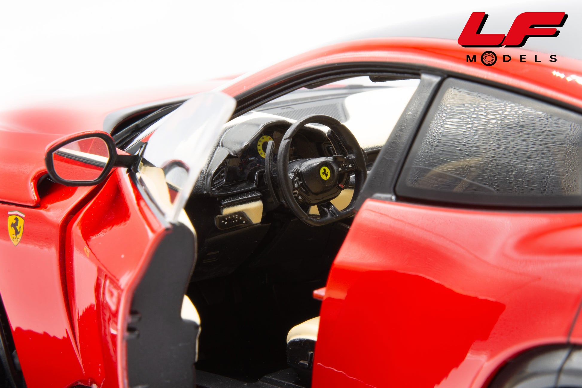 modellino ferrari purosangue polistil 1:18 interni