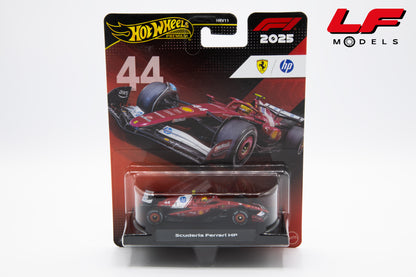 modellino ferrari sf-25 hamilton hotwheels 1:64 JKD86-HRV11 vista frontale