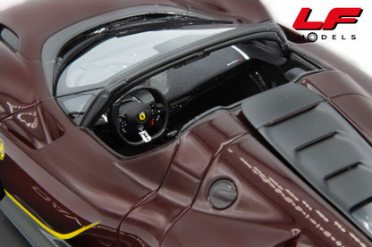 modellino ferrari sp3 daytona bbr 1:18 interni