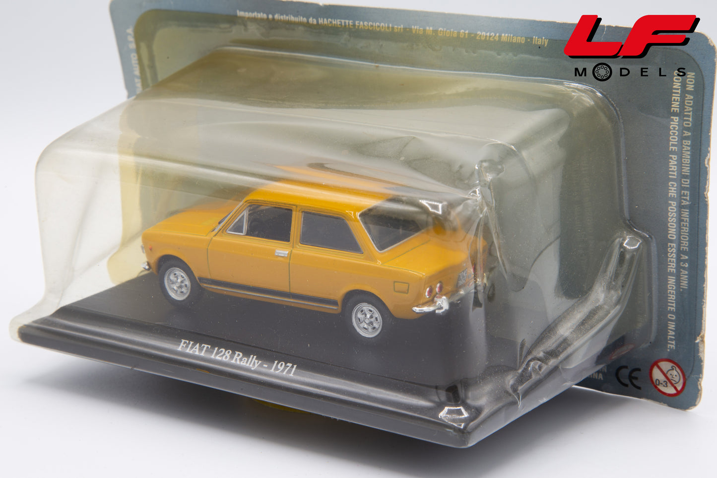 modellino fiat 128 edicola 1:43 posteriore