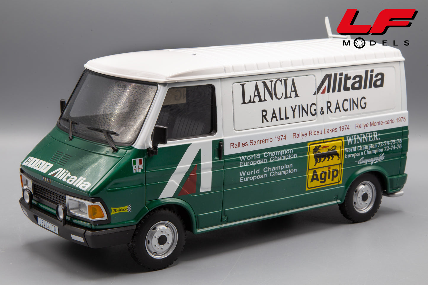 modellino fiat 242 altaya 1:18 frontale