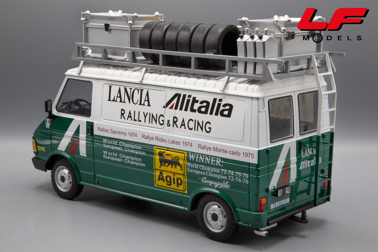 modellino fiat 242 altaya 1:18 posteriore