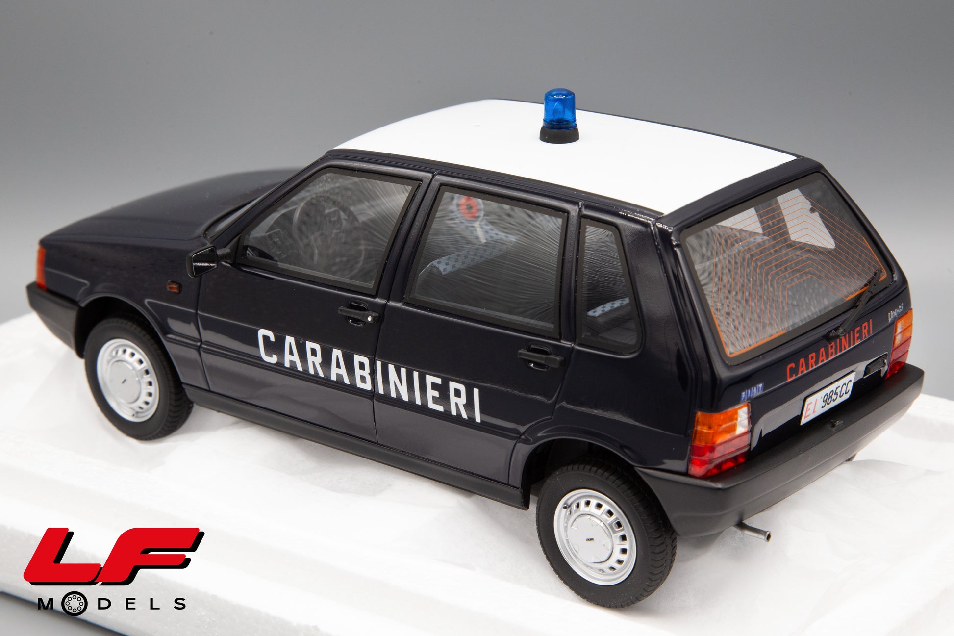 modellino fiat uno 45 carabinieri laudoracing 1:18 posteriore