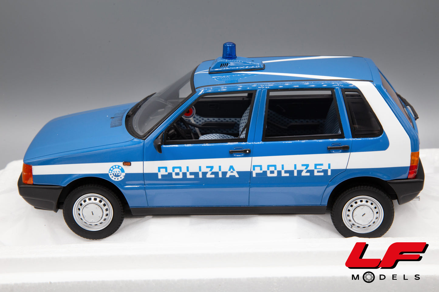 modellino fiat uno 45 polizia laudoracing 1:18 laterale
