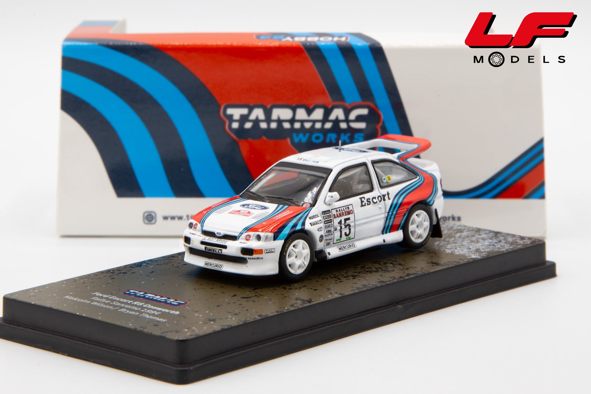 modellino ford escort rs cosworth rally sanremo tarmac 1:64 T64-081-94RS15 vista frontale