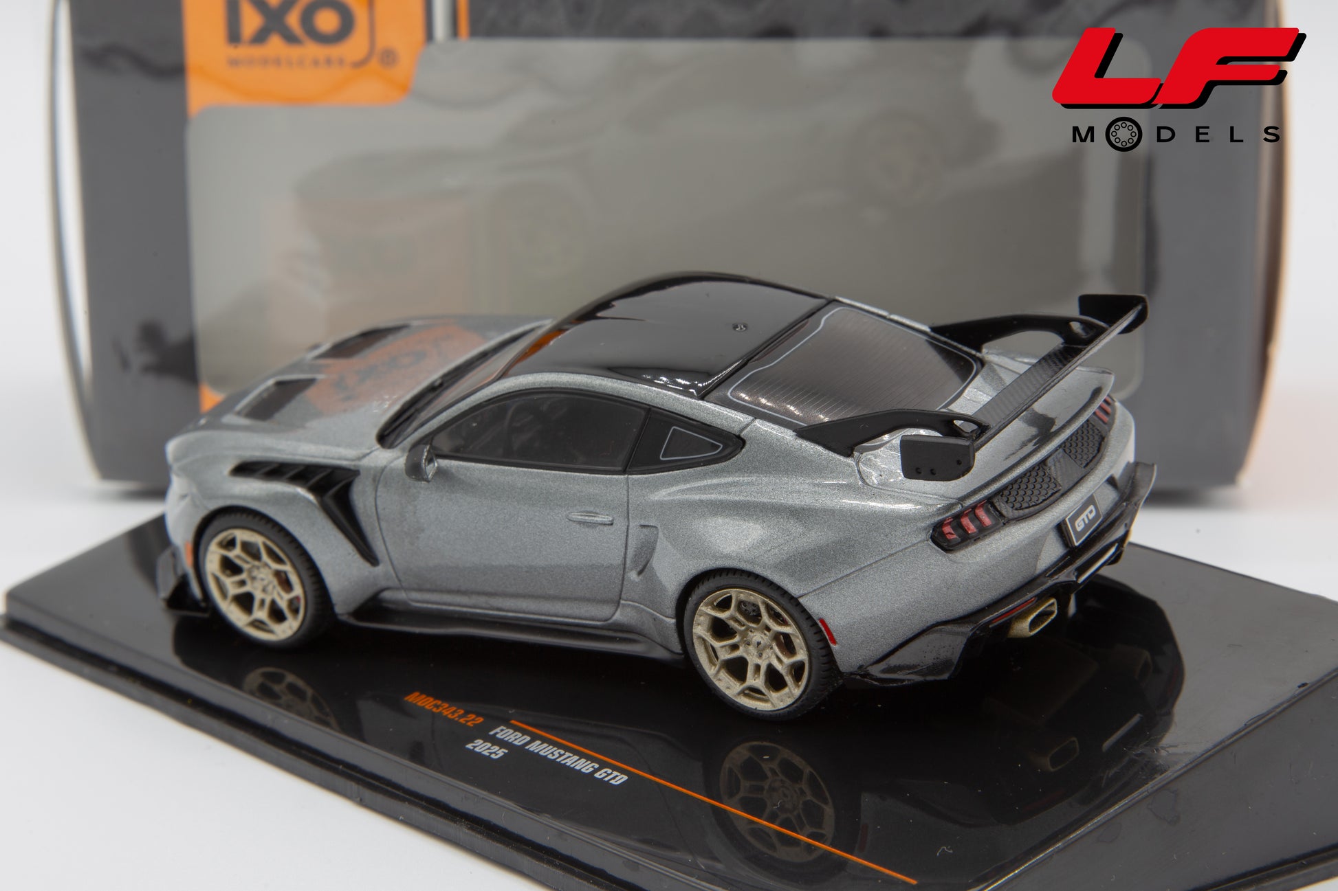 modellino ford mustang gtd ixo 1:43 posteriore