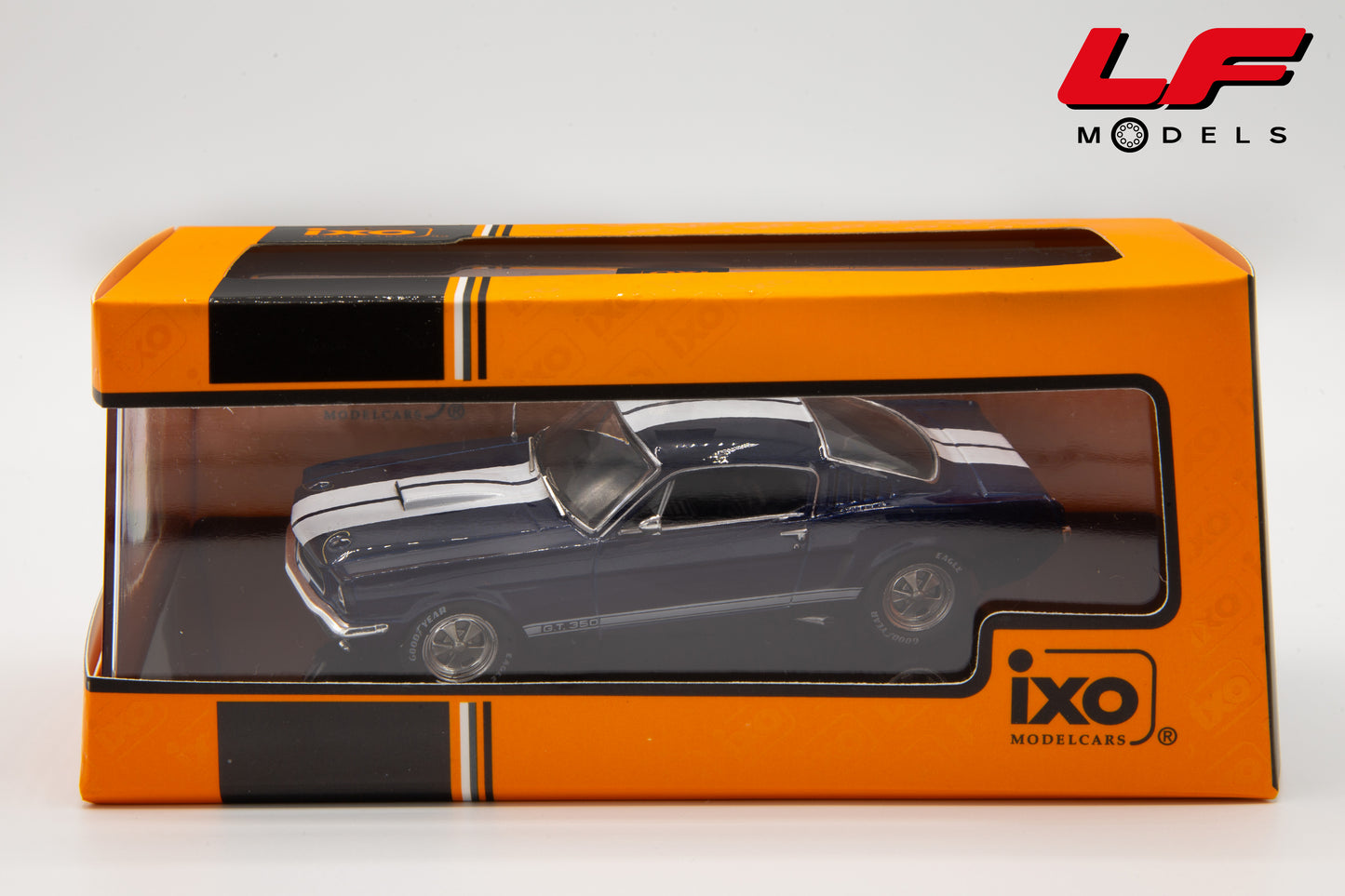 modellino ford mustang shelby gt350 ixo models 1:43 scatola