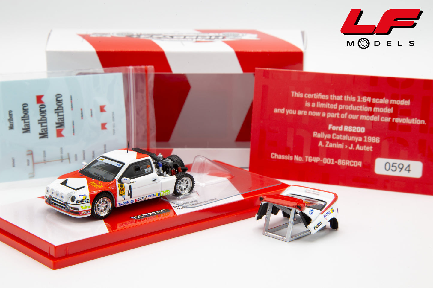 modellino ford rs200 rally tarmac 1:64