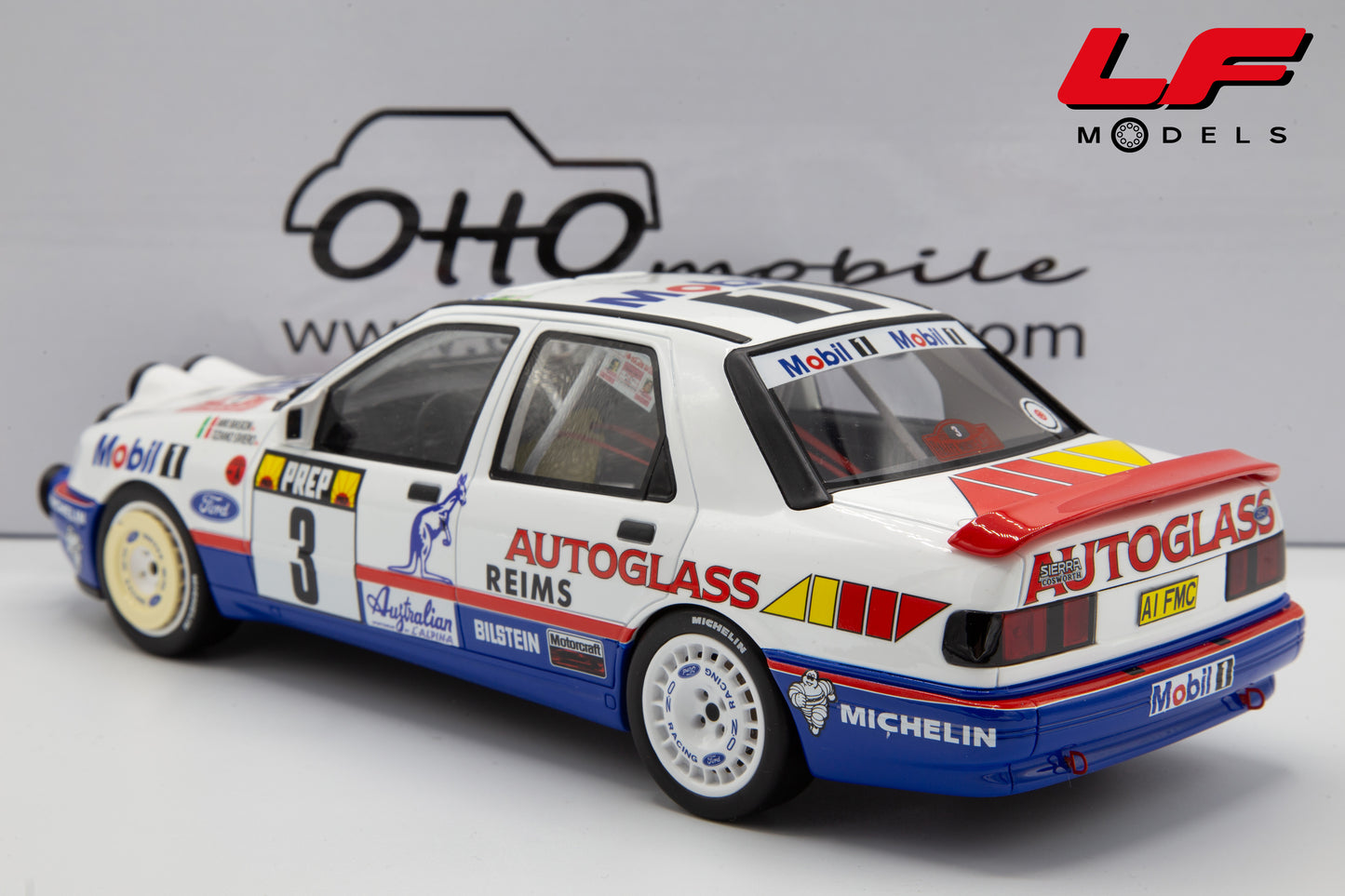modellino ford sierra rally ottomobile 1:18 posteriore