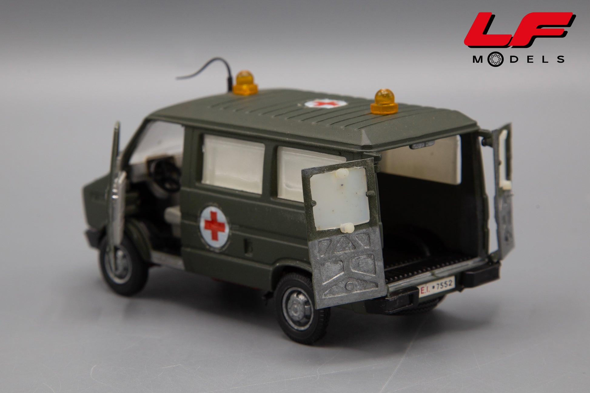 modellino iveco daily militare oldcars 1:43