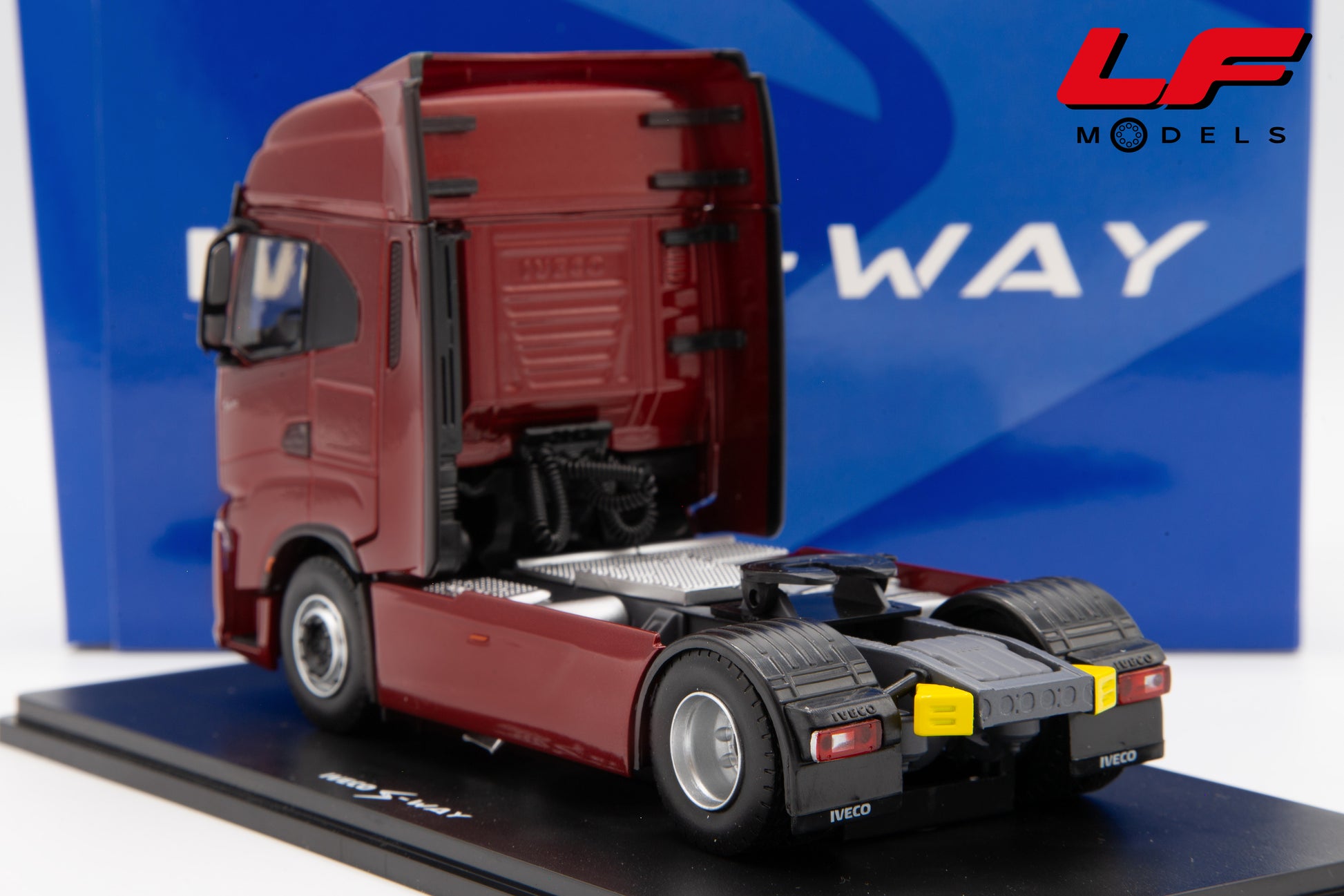 modellino iveco s-way eligor 1:43 posteriore