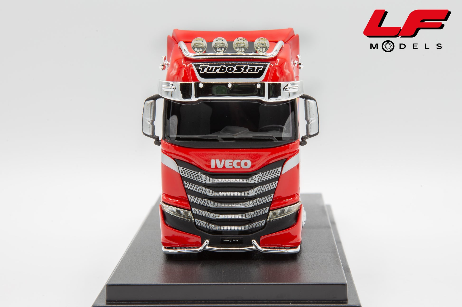 modellino iveco s-way turbostar zeta kit 1:43 frontale