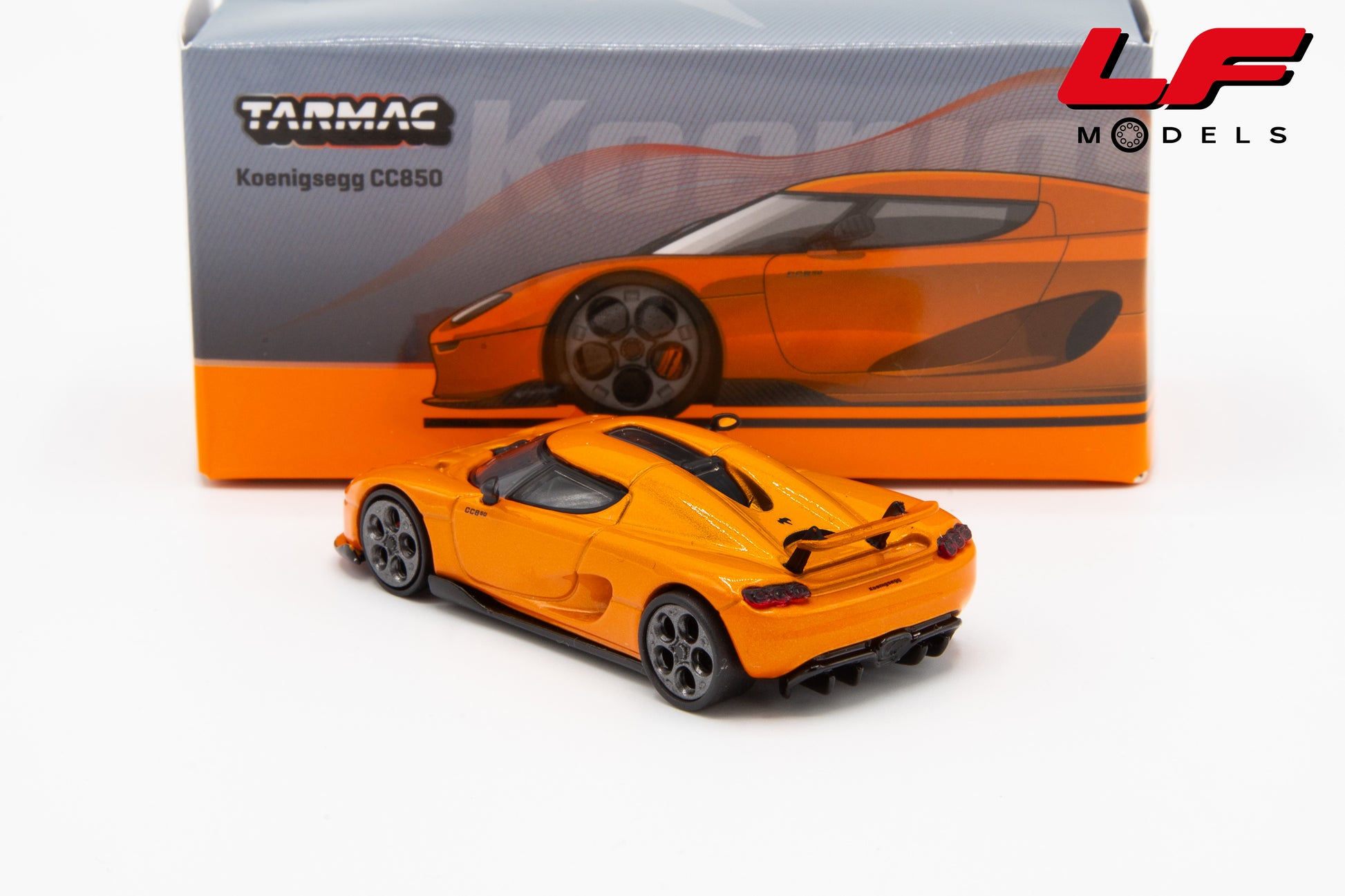 modellino koenigsegg cc850 tarmac 1:64