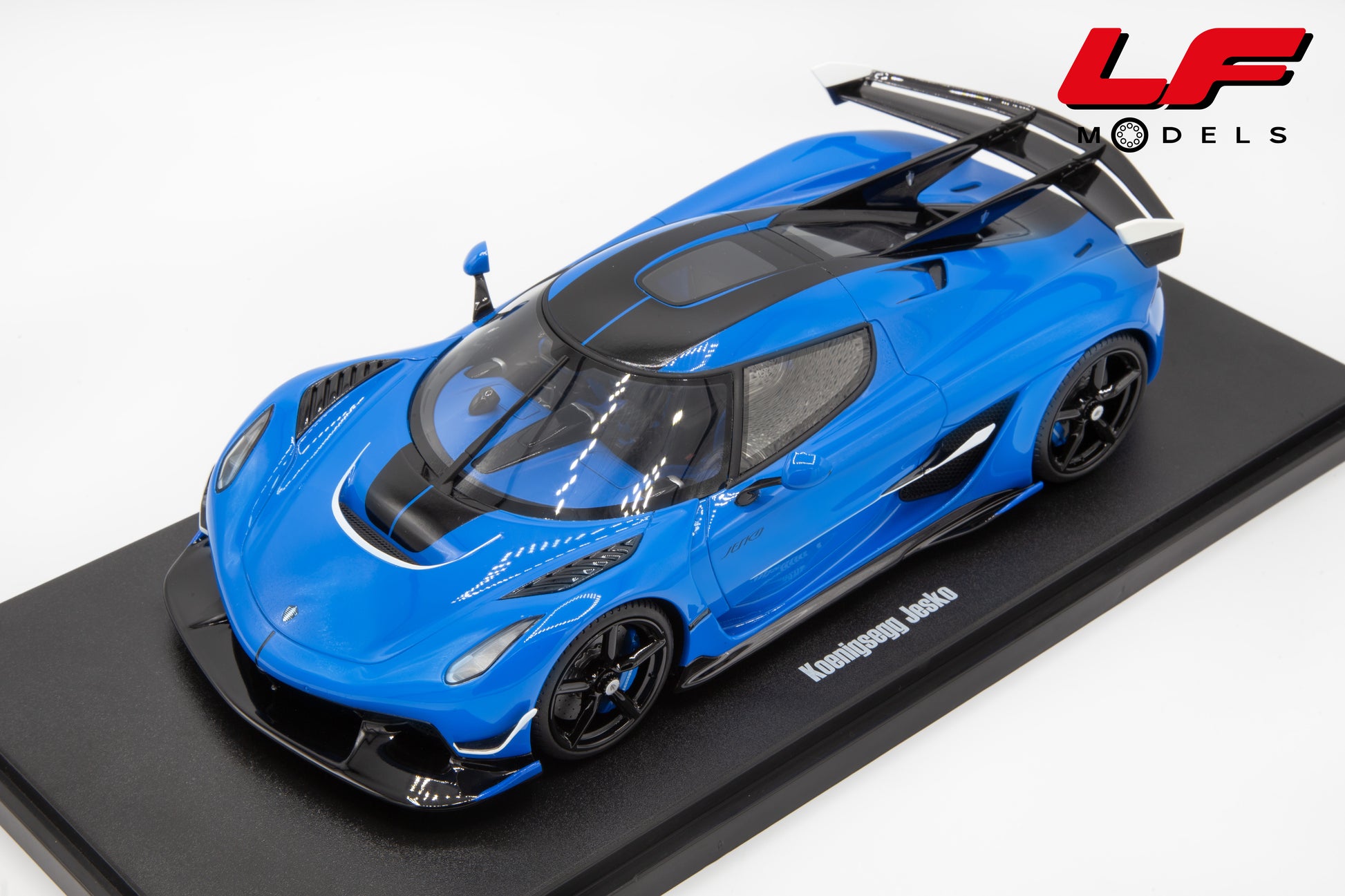 modellino koenigsegg jesko gt spirit 1:18 GT1002 vista frontale