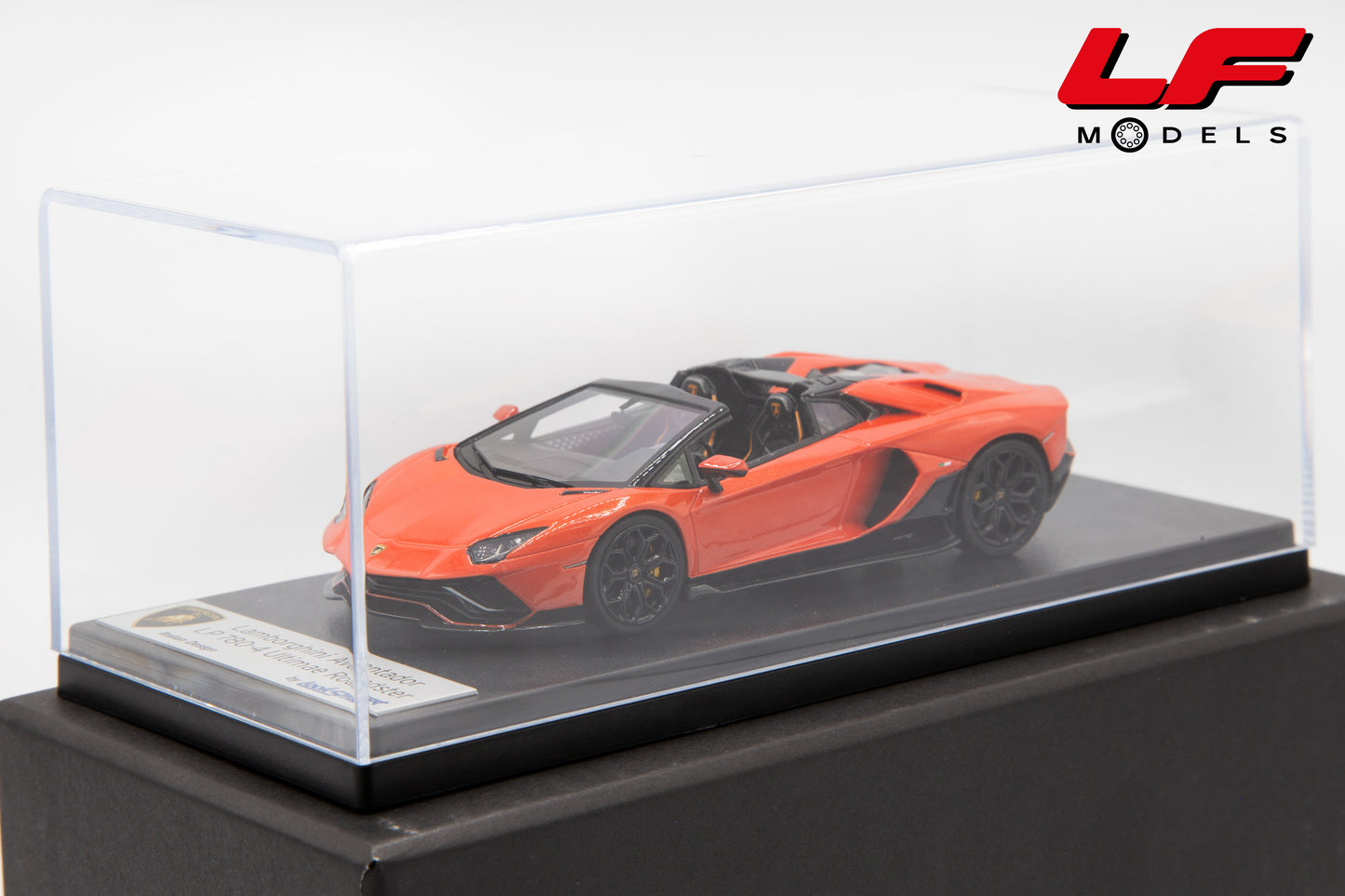 modellino lamborghini aventador roadster arancio xanto looksmart 1:43 LS532C vista teca