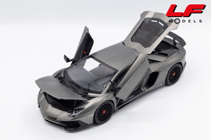 modellino lamborghini aventador lp750-4 sv titanium grey autoart 1:18 74554 vista frontale