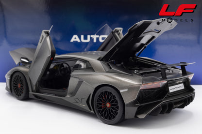 modellino lamborghini aventador lp750-4 sv titanium grey autoart 1:18 74554 vista posteriore