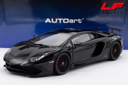 modellino lamborghini aventador lp750-4 sv nero autoart 1:18 74556 vista frontale