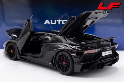 modellino lamborghini aventador lp750-4 sv nero autoart 1:18 74556 vista posteriore