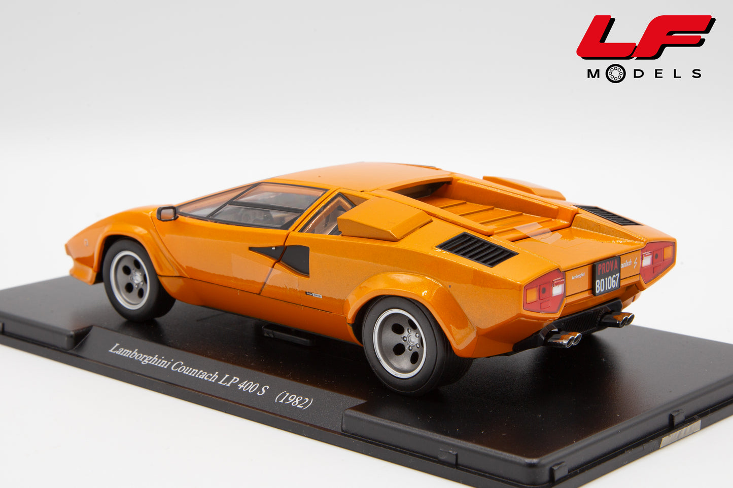 modellino lamborghini countach edicola 1:24 vista posteriore