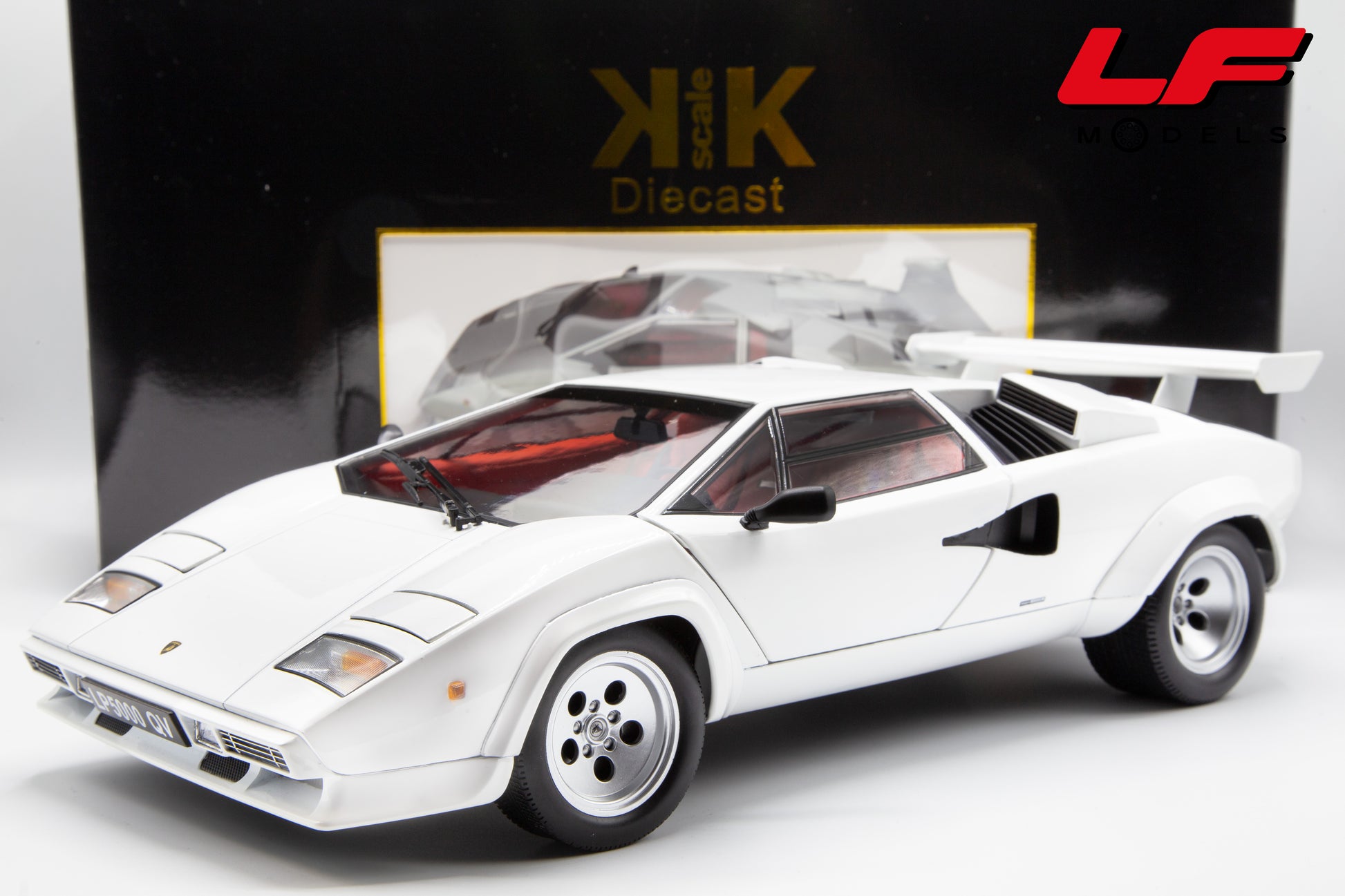 modellino lamborghini countach kk scale 1:12 frontale
