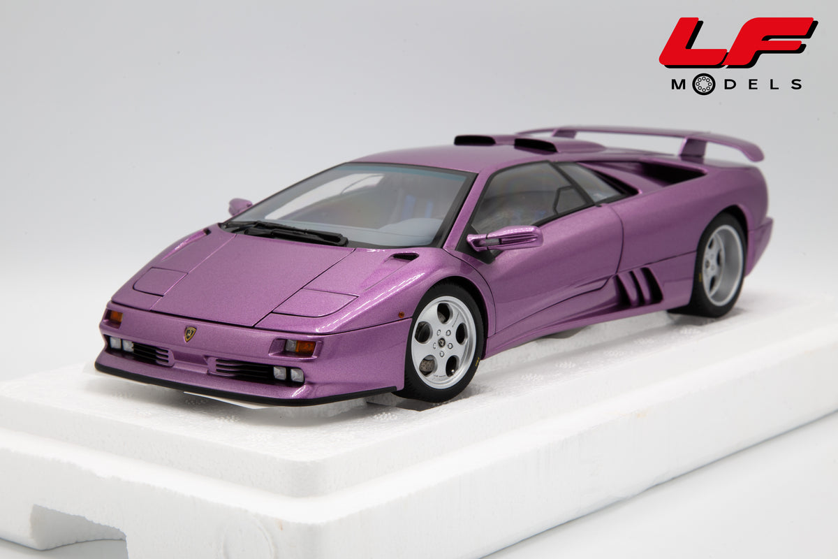 modellino lamborghini diablo se30 jota viola autoart 1:18 79142 vista frontale