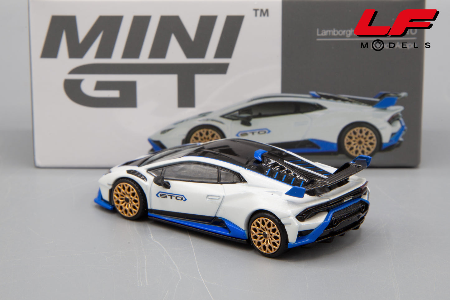 modellino lamborghini huracan sto mini gt 1:64