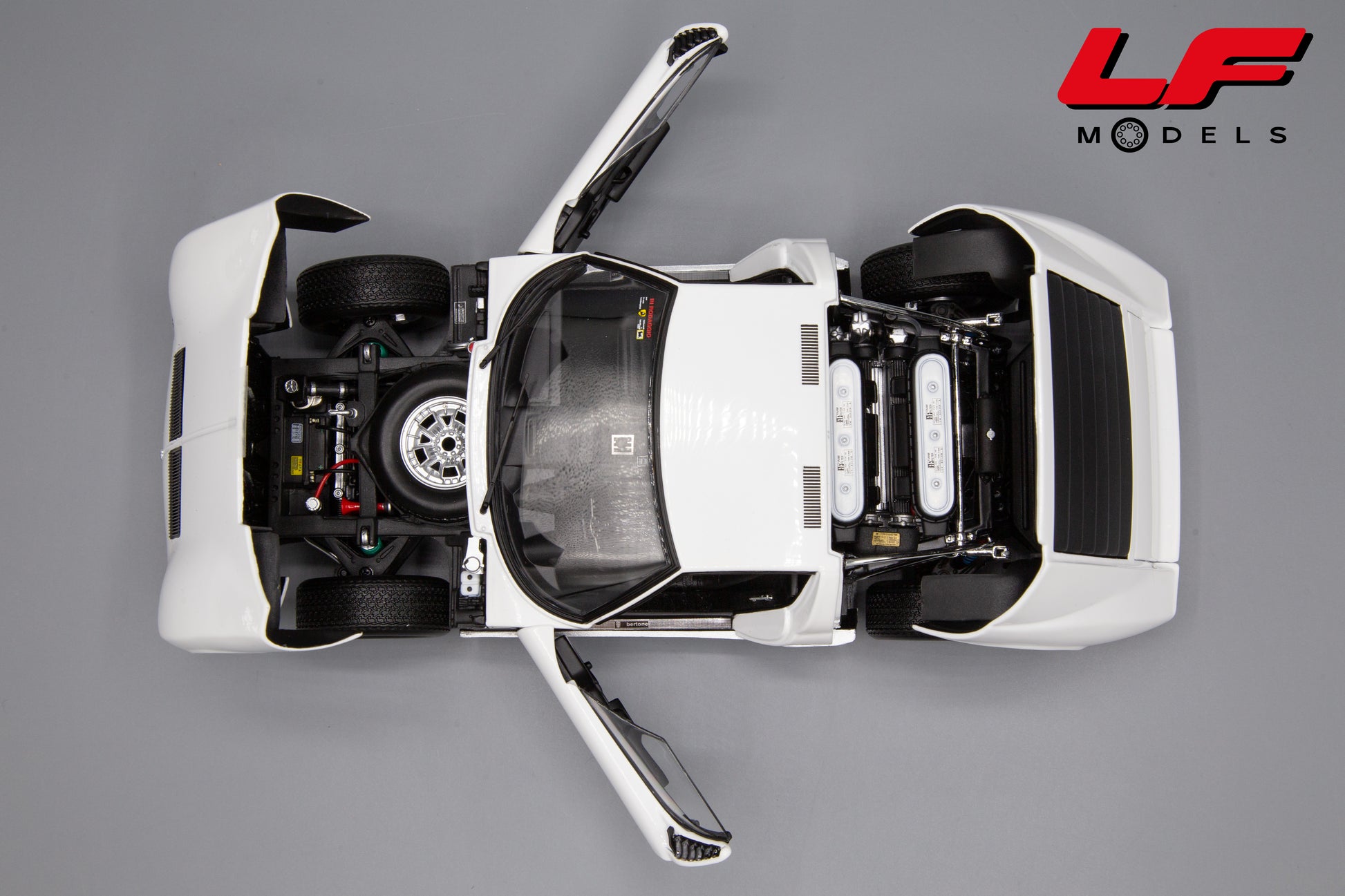 modellino lamborghini miura kyosho 1:18