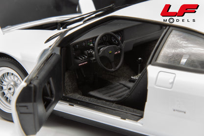 modellino lamborghini urraco rally kyosho 1:18 interni