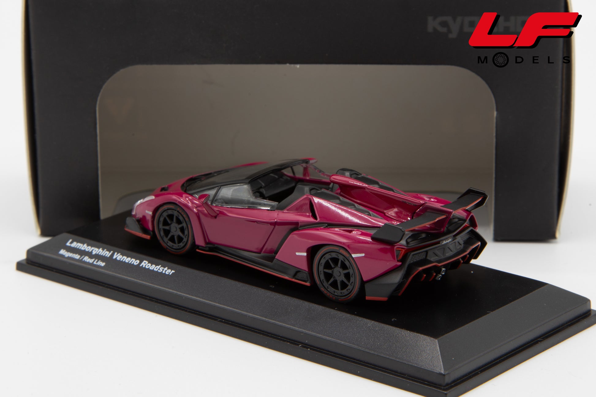 modellino lamborghini veneno roadster kyosho 1:64 posteriore