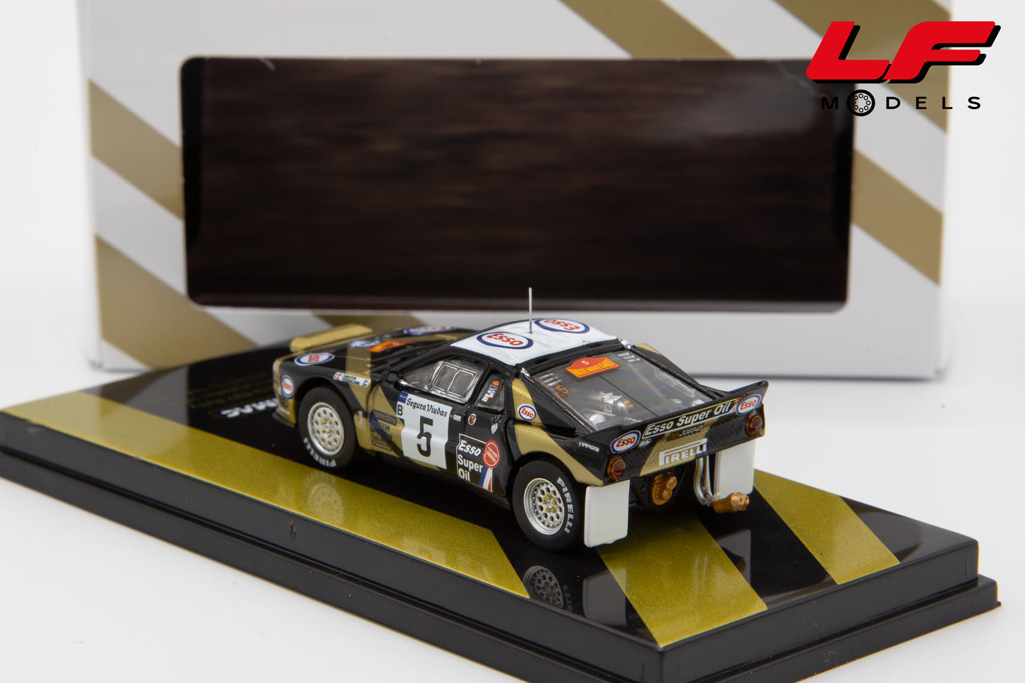 modellino lancia 037 rally grifone tarmac 1:64