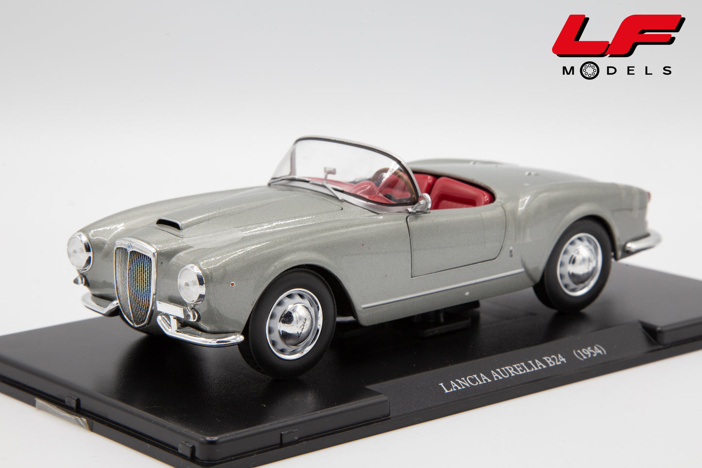 modellino lancia aurelia edicola 1:24 vista frontale