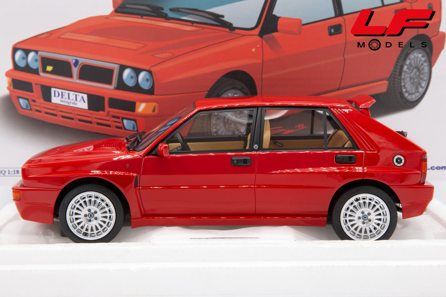 modellino lancia delta evo ii laudoracing 1:18 LM220B vista laterale