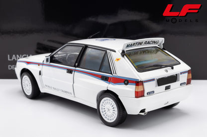 modellino lancia delta hf integrale martini 6 bianco kyosho 1:18 08344E vista posteriore