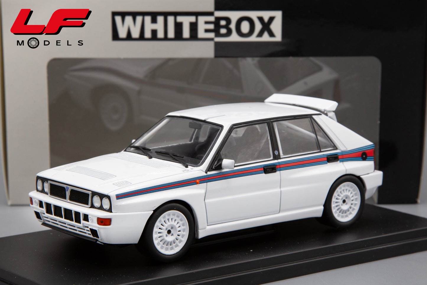 modellino lancia delta martini whitebox 1:24