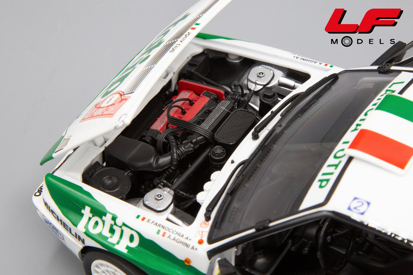 modellino lancia delta rally montecarlo kyosho 1:18 motore