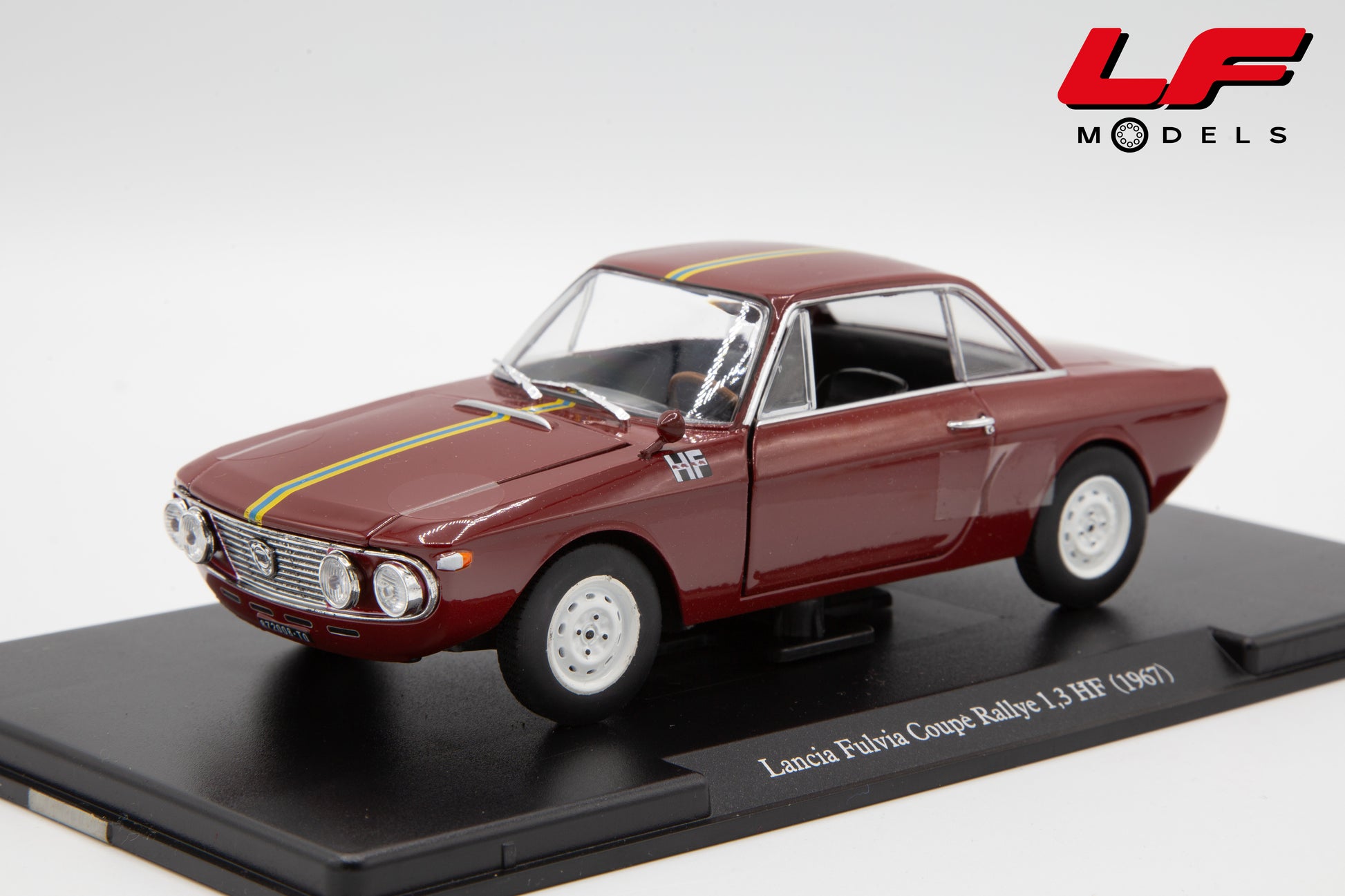 modellino lancia fulvia edicola 1:24 vista frontale