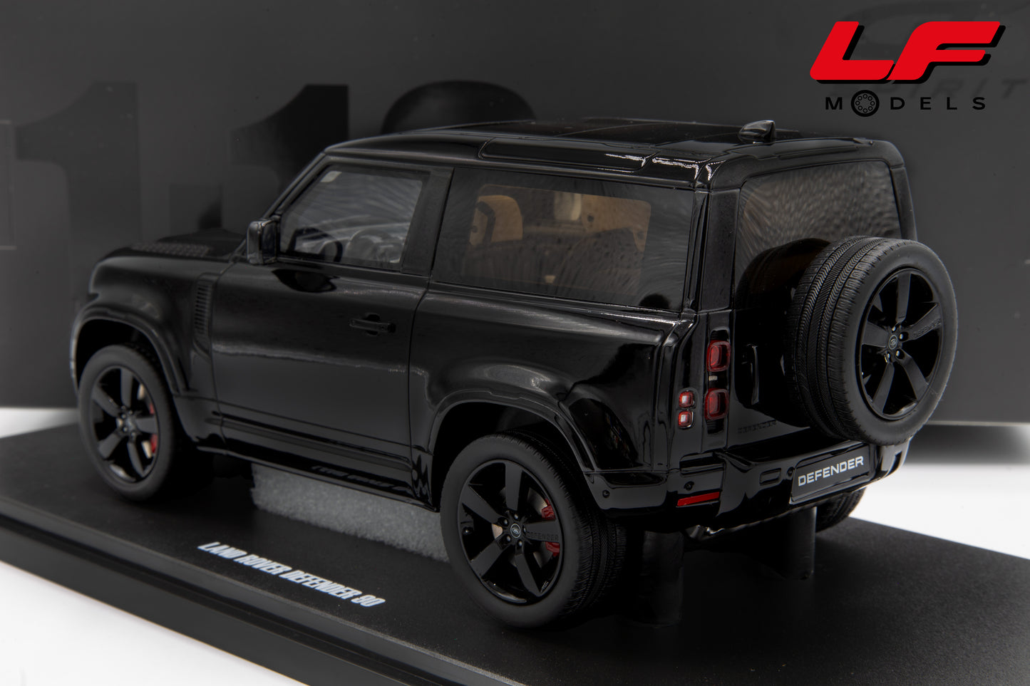 modellino land rover defender 90 gt spirit 1:18 GT992 vista posteriore