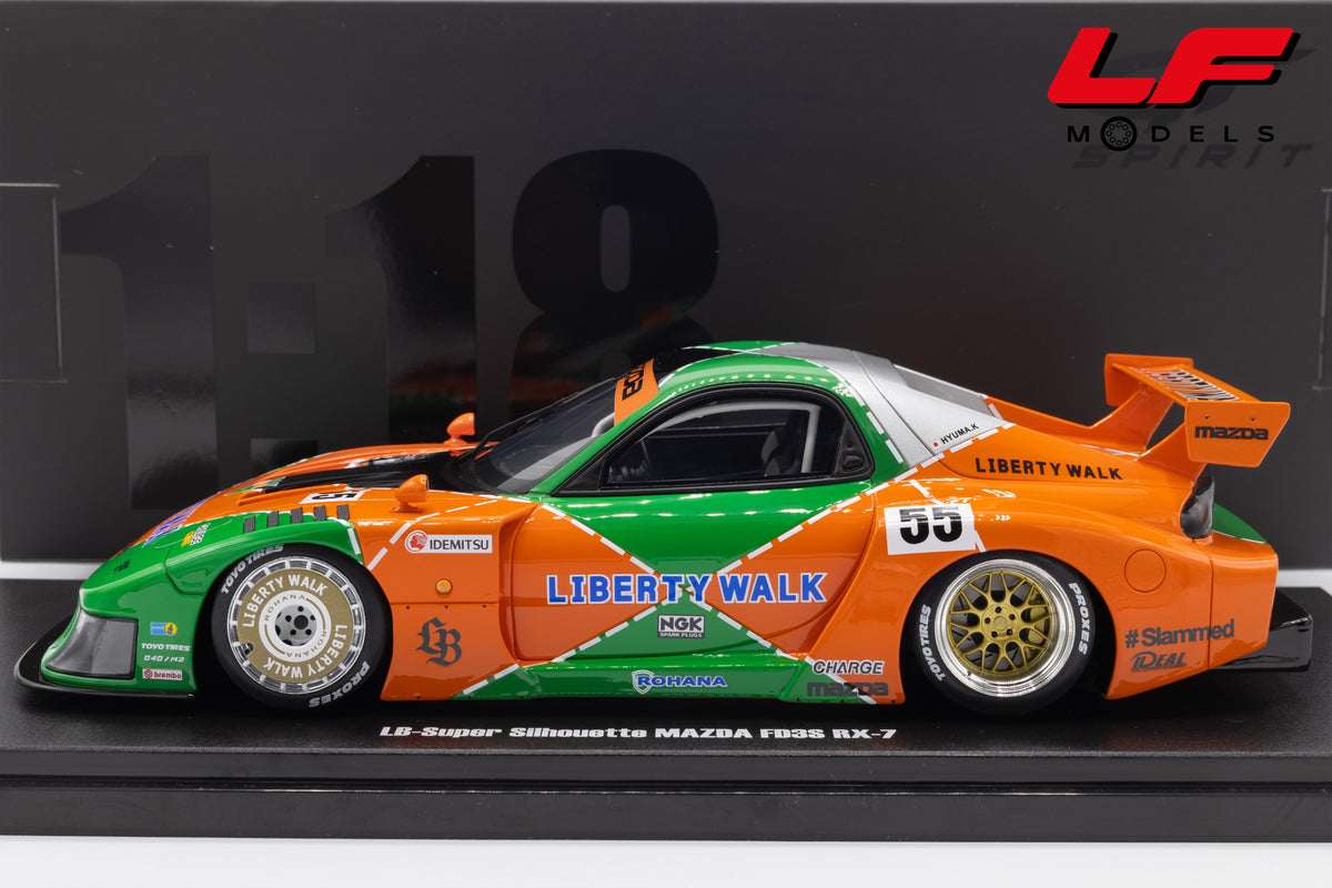 modellino mazda rx7 livrea 787b gt spirit 1:18 GT568 vista laterale