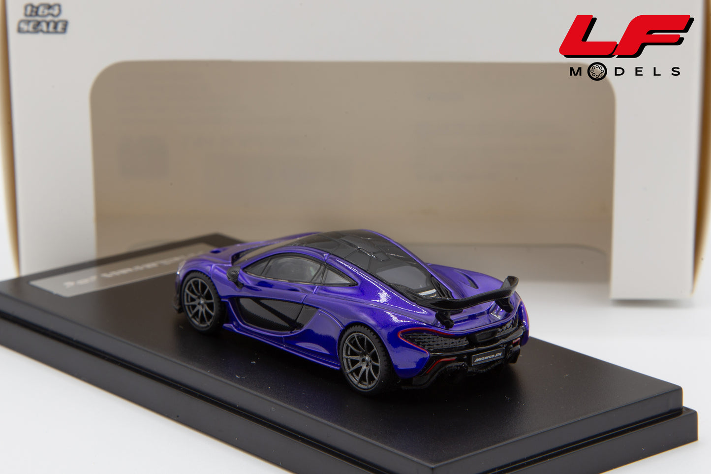 modellino mclaren p1 lcd 1:64
